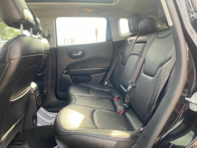 Черный Джип Компас, объемом двигателя 2.4 л и пробегом 48 тыс. км за 9000 $, фото 9 на Automoto.ua