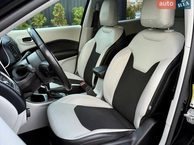 Черный Джип Компас, объемом двигателя 2.36 л и пробегом 55 тыс. км за 16900 $, фото 26 на Automoto.ua