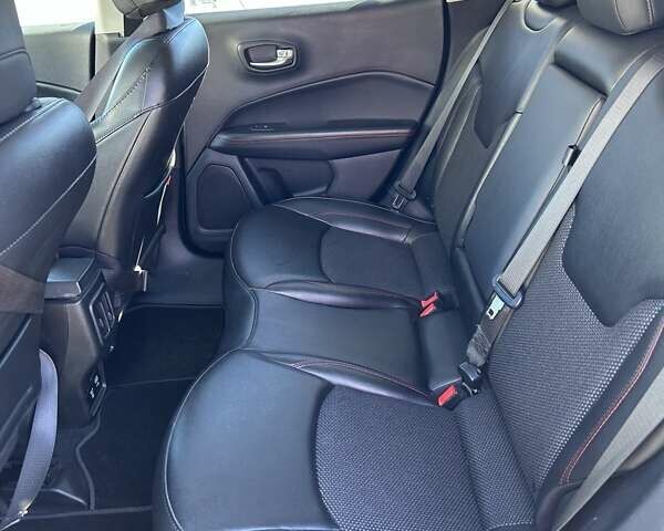 Чорний Джип Compass, об'ємом двигуна 2.36 л та пробігом 63 тис. км за 18700 $, фото 10 на Automoto.ua