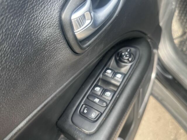 Черный Джип Компас, объемом двигателя 2.4 л и пробегом 98 тыс. км за 17300 $, фото 16 на Automoto.ua