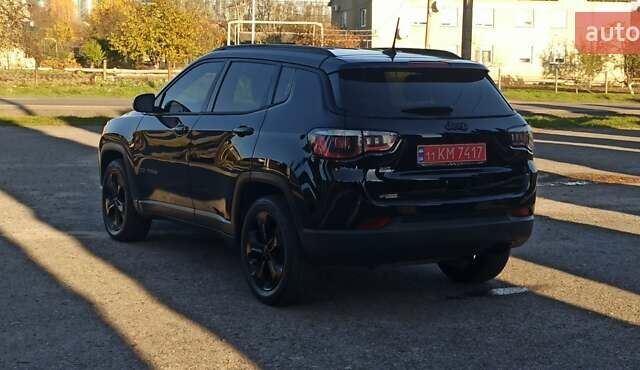 Черный Джип Компас, объемом двигателя 2.4 л и пробегом 150 тыс. км за 12900 $, фото 5 на Automoto.ua