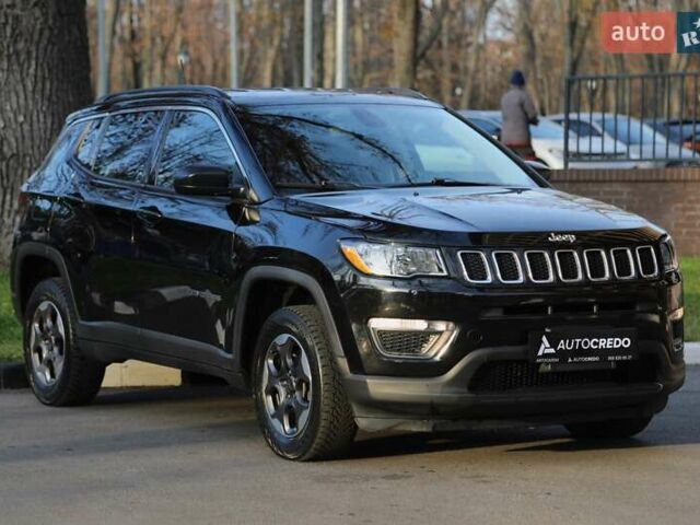 Черный Джип Компас, объемом двигателя 2.4 л и пробегом 52 тыс. км за 16500 $, фото 2 на Automoto.ua