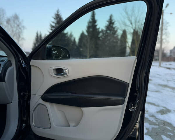 Чорний Джип Compass, об'ємом двигуна 2.36 л та пробігом 62 тис. км за 15800 $, фото 29 на Automoto.ua