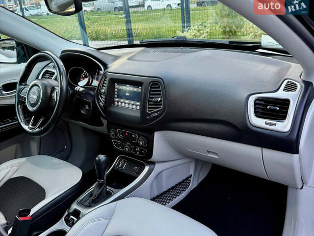 Черный Джип Компас, объемом двигателя 2.36 л и пробегом 55 тыс. км за 16900 $, фото 33 на Automoto.ua