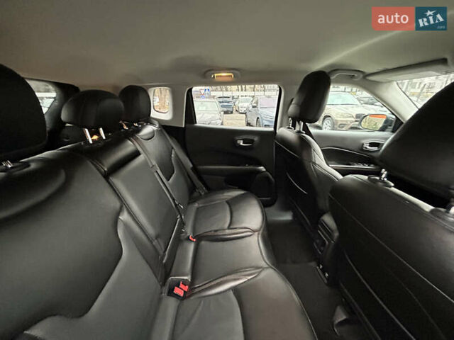 Черный Джип Компас, объемом двигателя 2.36 л и пробегом 54 тыс. км за 19100 $, фото 29 на Automoto.ua