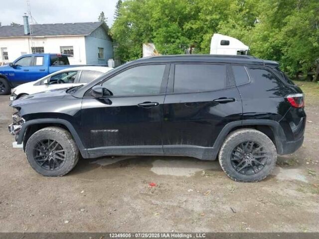 Черный Джип Компас, объемом двигателя 2.4 л и пробегом 175 тыс. км за 12500 $, фото 7 на Automoto.ua