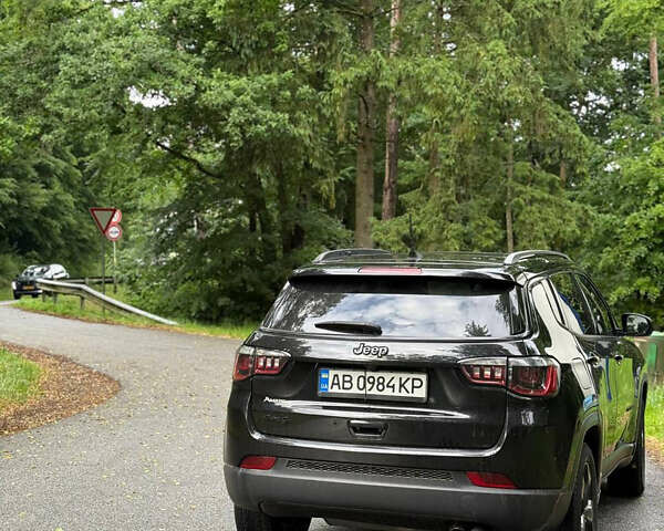 Чорний Джип Compass, об'ємом двигуна 2.4 л та пробігом 150 тис. км за 17000 $, фото 2 на Automoto.ua