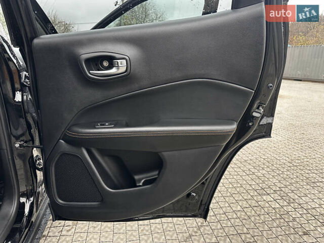 Чорний Джип Compass, об'ємом двигуна 2.36 л та пробігом 66 тис. км за 16700 $, фото 41 на Automoto.ua