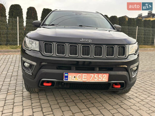 Черный Джип Компас, объемом двигателя 2.36 л и пробегом 82 тыс. км за 17499 $, фото 3 на Automoto.ua