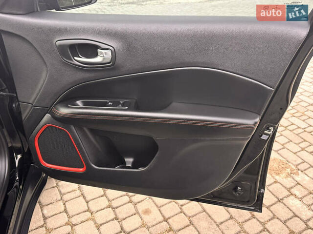 Черный Джип Компас, объемом двигателя 2.36 л и пробегом 82 тыс. км за 17499 $, фото 17 на Automoto.ua