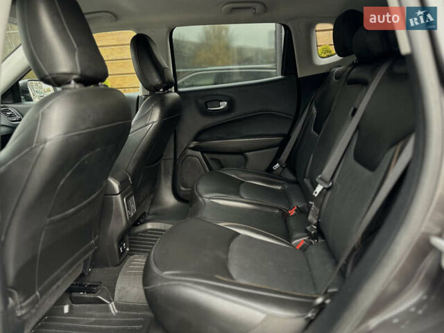 Черный Джип Компас, объемом двигателя 2.36 л и пробегом 154 тыс. км за 18999 $, фото 48 на Automoto.ua