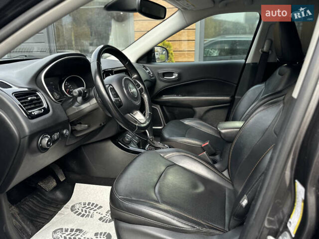 Черный Джип Компас, объемом двигателя 2.36 л и пробегом 154 тыс. км за 18999 $, фото 25 на Automoto.ua