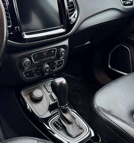 Черный Джип Компас, объемом двигателя 2.36 л и пробегом 76 тыс. км за 17700 $, фото 16 на Automoto.ua