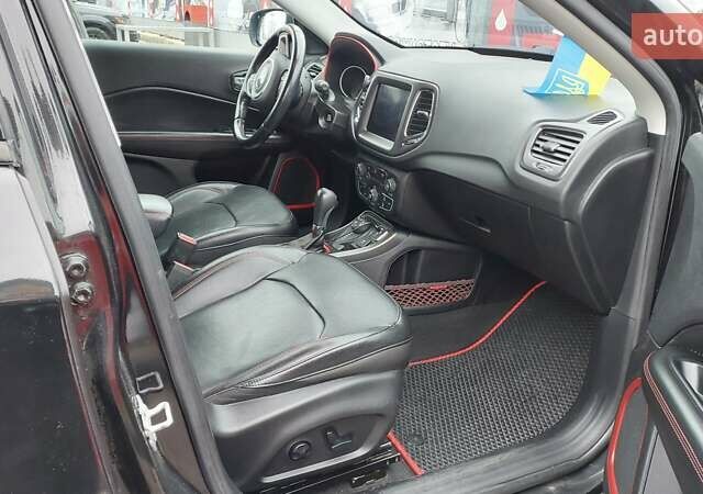 Черный Джип Компас, объемом двигателя 2.36 л и пробегом 59 тыс. км за 21500 $, фото 3 на Automoto.ua