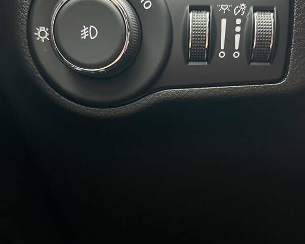 Чорний Джип Compass, об'ємом двигуна 2.36 л та пробігом 108 тис. км за 17000 $, фото 9 на Automoto.ua