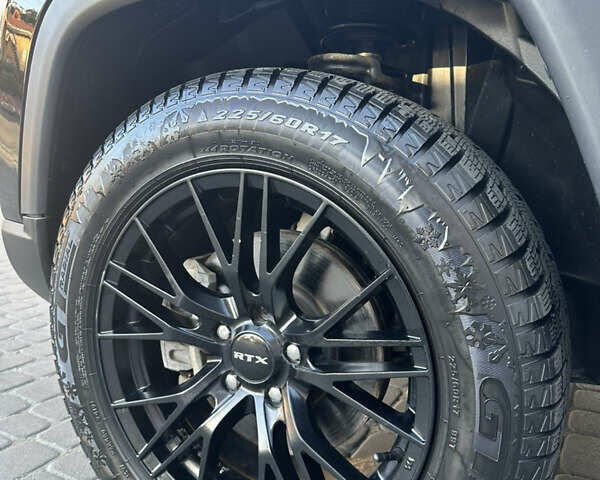 Джип Compass 2020 у Івано-Франківську на Automoto.ua Чорний Джип Compass, об'ємом двигуна 2.4 л та пробігом 41 тис. км за 16600 $, фото 21 на Automoto.ua