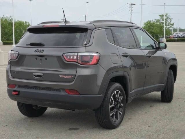 Чорний Джип Compass, об'ємом двигуна 2.4 л та пробігом 49 тис. км за 11000 $, фото 4 на Automoto.ua