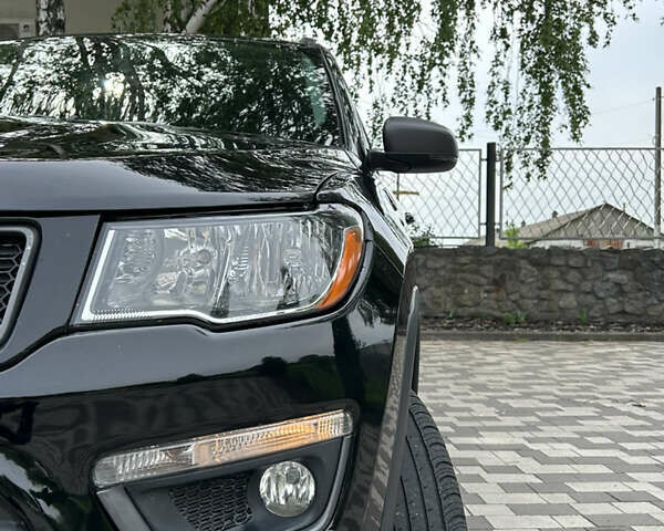 Черный Джип Компас, объемом двигателя 2.36 л и пробегом 151 тыс. км за 14850 $, фото 12 на Automoto.ua