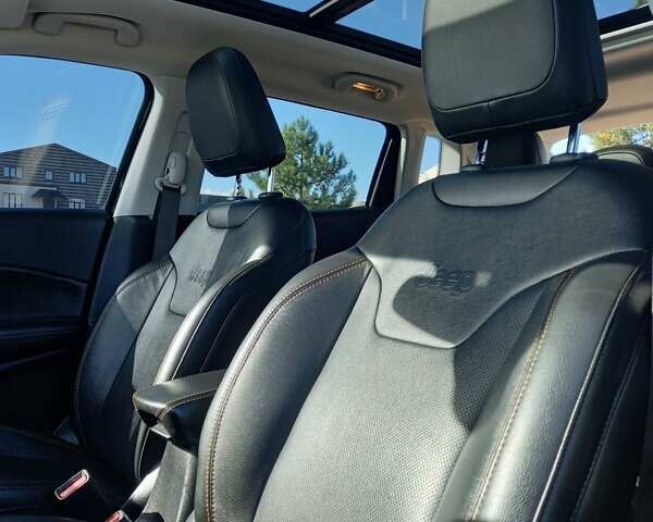 Черный Джип Компас, объемом двигателя 2.36 л и пробегом 67 тыс. км за 17200 $, фото 19 на Automoto.ua