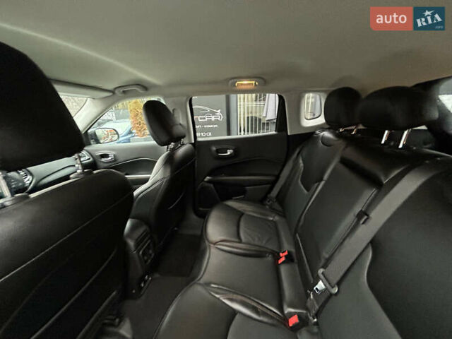 Черный Джип Компас, объемом двигателя 2.36 л и пробегом 54 тыс. км за 19100 $, фото 24 на Automoto.ua