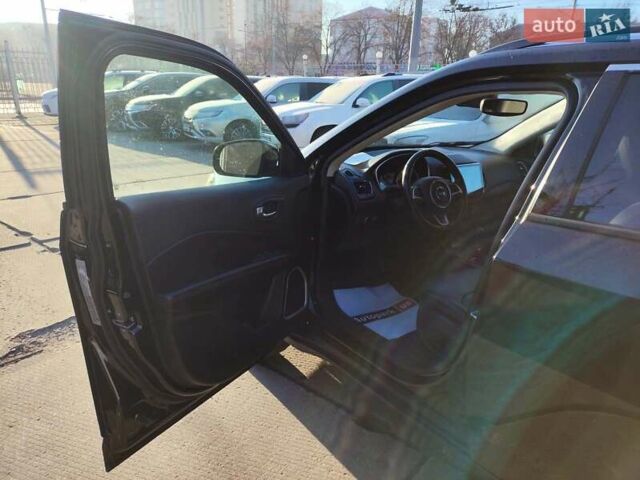 Черный Джип Компас, объемом двигателя 2.4 л и пробегом 52 тыс. км за 17290 $, фото 13 на Automoto.ua