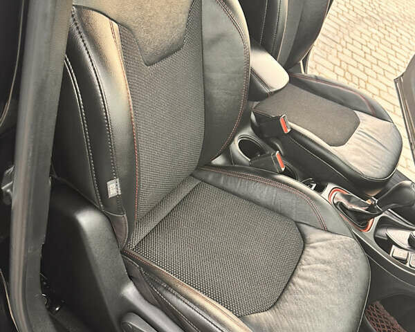 Черный Джип Компас, объемом двигателя 2.36 л и пробегом 82 тыс. км за 17499 $, фото 16 на Automoto.ua