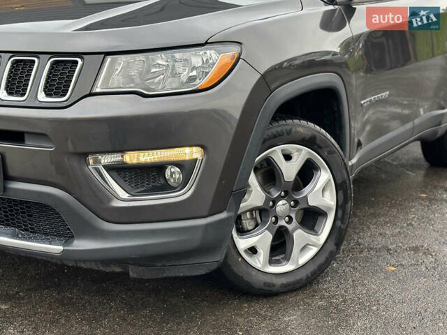 Черный Джип Компас, объемом двигателя 2.36 л и пробегом 154 тыс. км за 18999 $, фото 4 на Automoto.ua