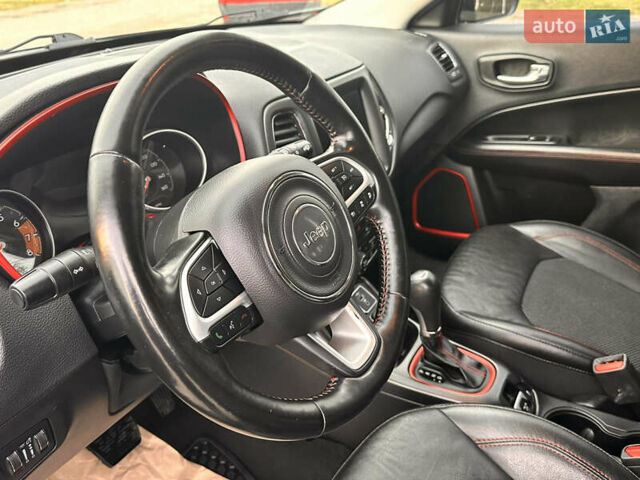 Черный Джип Компас, объемом двигателя 2.36 л и пробегом 82 тыс. км за 17499 $, фото 13 на Automoto.ua