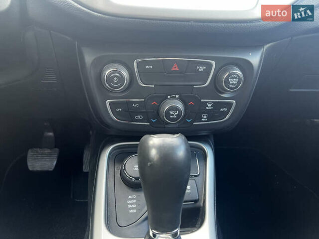 Черный Джип Компас, объемом двигателя 2.36 л и пробегом 78 тыс. км за 16700 $, фото 33 на Automoto.ua