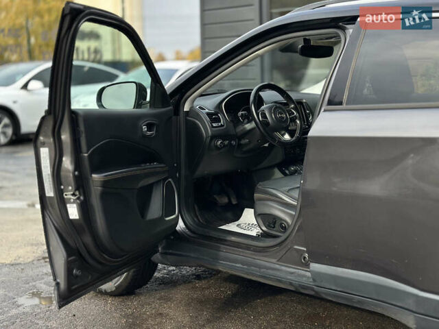 Черный Джип Компас, объемом двигателя 2.36 л и пробегом 154 тыс. км за 18999 $, фото 21 на Automoto.ua