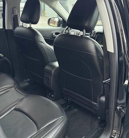 Черный Джип Компас, объемом двигателя 2.36 л и пробегом 76 тыс. км за 17700 $, фото 6 на Automoto.ua