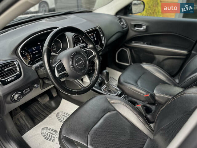 Черный Джип Компас, объемом двигателя 2.36 л и пробегом 154 тыс. км за 18999 $, фото 27 на Automoto.ua