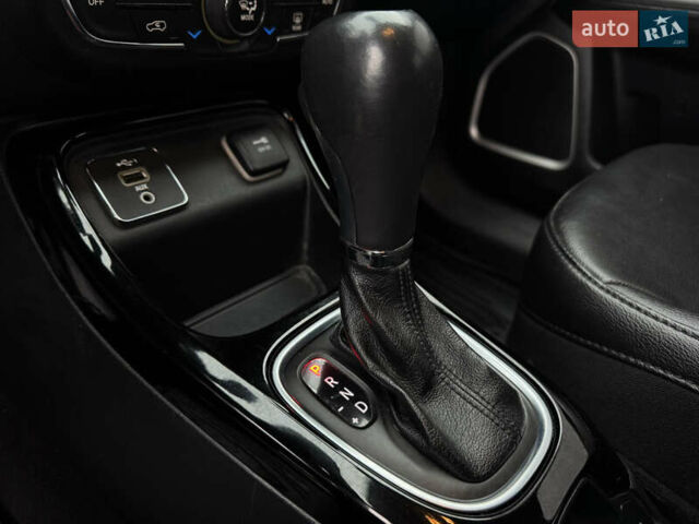 Черный Джип Компас, объемом двигателя 2.4 л и пробегом 123 тыс. км за 14900 $, фото 11 на Automoto.ua