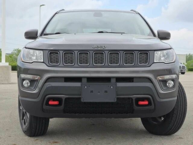 Чорний Джип Compass, об'ємом двигуна 2.4 л та пробігом 49 тис. км за 11000 $, фото 1 на Automoto.ua