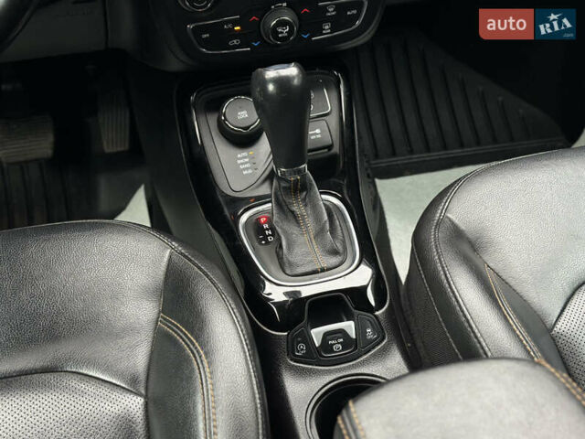 Черный Джип Компас, объемом двигателя 2.36 л и пробегом 154 тыс. км за 18999 $, фото 42 на Automoto.ua