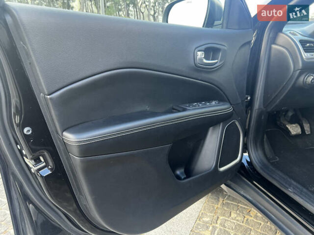 Черный Джип Компас, объемом двигателя 2.36 л и пробегом 78 тыс. км за 16700 $, фото 21 на Automoto.ua