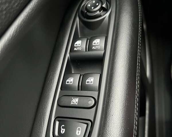 Чорний Джип Compass, об'ємом двигуна 2.36 л та пробігом 108 тис. км за 17000 $, фото 12 на Automoto.ua