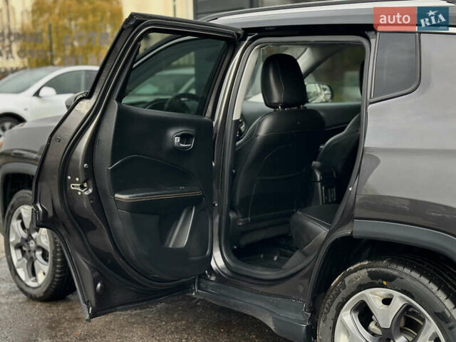 Черный Джип Компас, объемом двигателя 2.36 л и пробегом 154 тыс. км за 18999 $, фото 46 на Automoto.ua