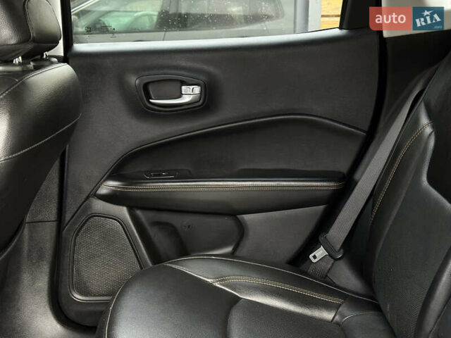 Черный Джип Компас, объемом двигателя 2.36 л и пробегом 154 тыс. км за 18999 $, фото 49 на Automoto.ua