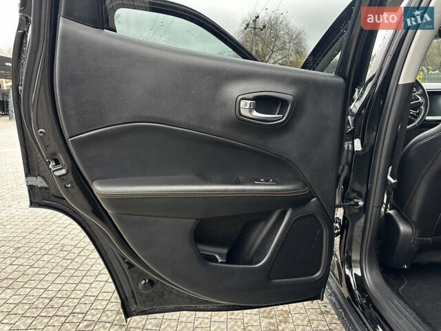 Чорний Джип Compass, об'ємом двигуна 2.36 л та пробігом 66 тис. км за 16700 $, фото 37 на Automoto.ua