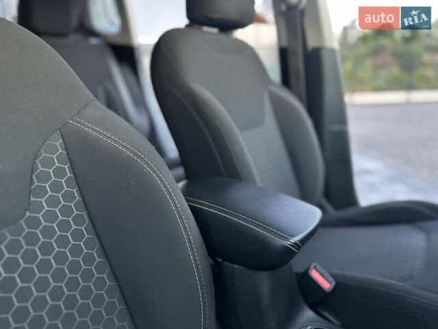 Чорний Джип Compass, об'ємом двигуна 2.4 л та пробігом 85 тис. км за 15499 $, фото 43 на Automoto.ua