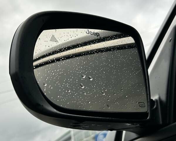 Джип Компас 2021 в Сумах на Automoto.ua Черный Джип Компас, объемом двигателя 2.36 л и пробегом 39 тыс. км за 18700 $, фото 7 на Automoto.ua