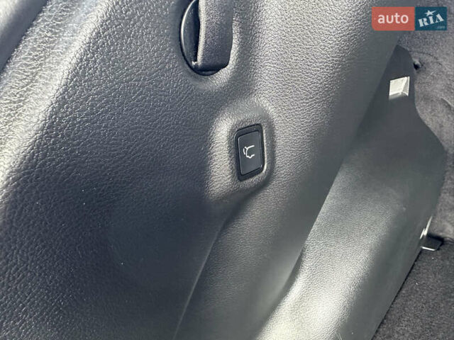 Черный Джип Компас, объемом двигателя 2.4 л и пробегом 51 тыс. км за 21999 $, фото 35 на Automoto.ua