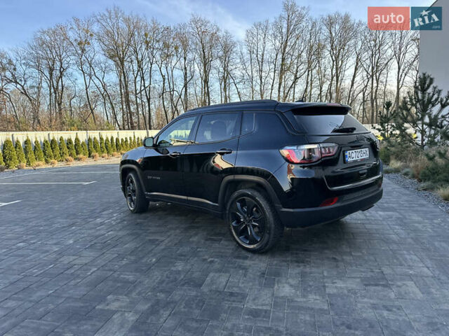 Черный Джип Компас, объемом двигателя 2.36 л и пробегом 139 тыс. км за 14999 $, фото 6 на Automoto.ua