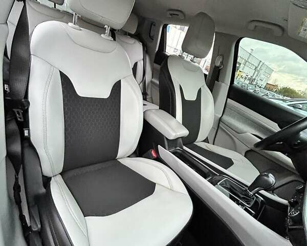 Черный Джип Компас, объемом двигателя 2.36 л и пробегом 39 тыс. км за 18700 $, фото 32 на Automoto.ua