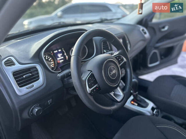 Чорний Джип Compass, об'ємом двигуна 2.4 л та пробігом 85 тис. км за 15499 $, фото 28 на Automoto.ua