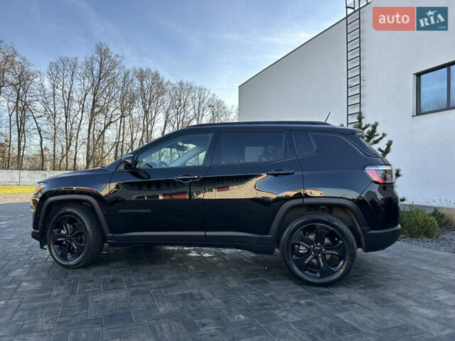 Черный Джип Компас, объемом двигателя 2.36 л и пробегом 139 тыс. км за 14999 $, фото 2 на Automoto.ua