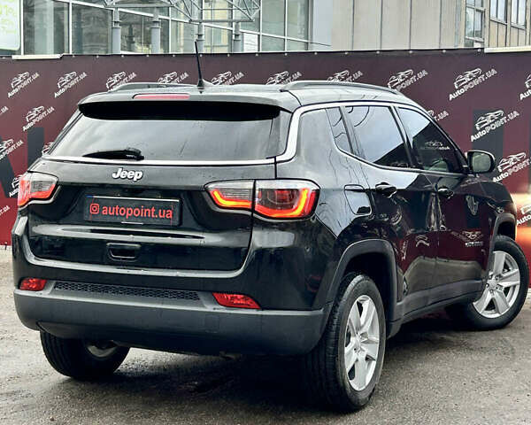Черный Джип Компас, объемом двигателя 2.36 л и пробегом 39 тыс. км за 18700 $, фото 9 на Automoto.ua