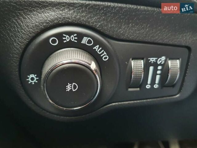 Чорний Джип Compass, об'ємом двигуна 2.4 л та пробігом 103 тис. км за 16800 $, фото 34 на Automoto.ua