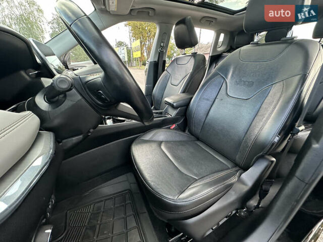 Черный Джип Компас, объемом двигателя 2.4 л и пробегом 51 тыс. км за 21999 $, фото 46 на Automoto.ua